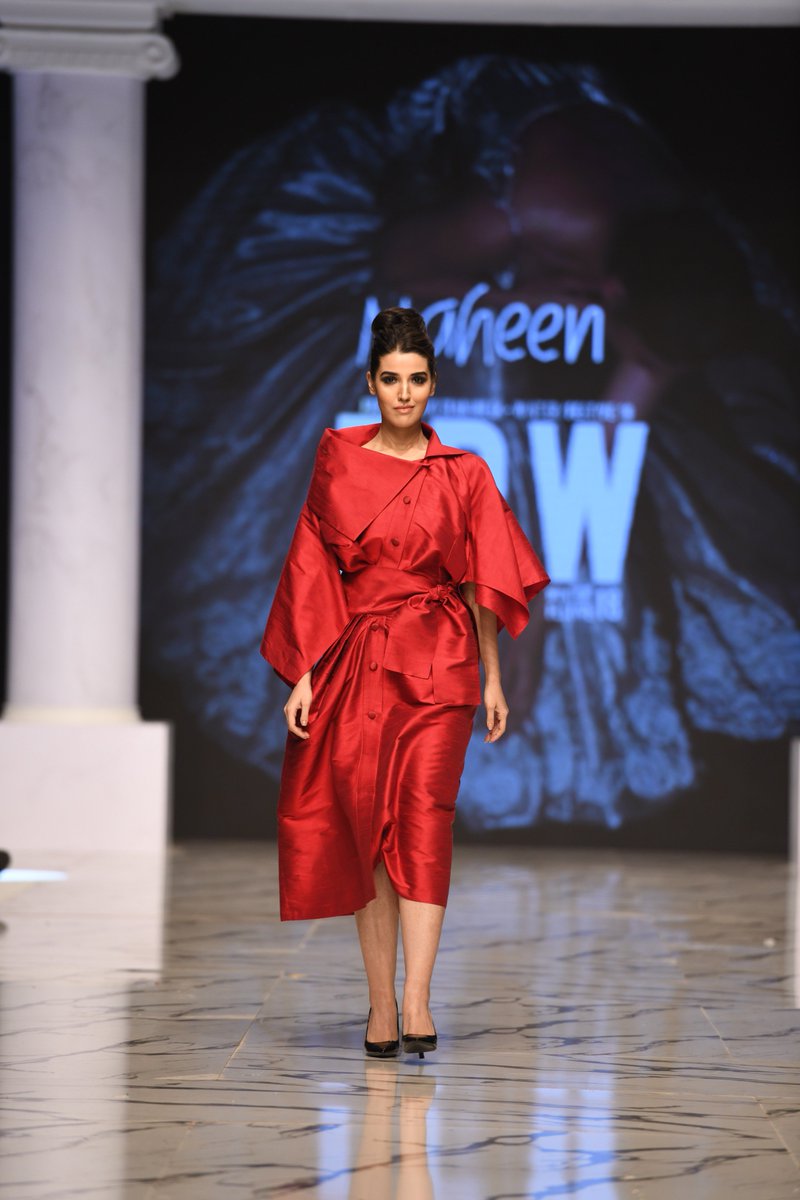 MediaSpringPk's tweet photo. #ThrowbackThursday @FarooqHareem walking for Maheen Khan at #FPW18 https://t.co/TXfjhnXolF