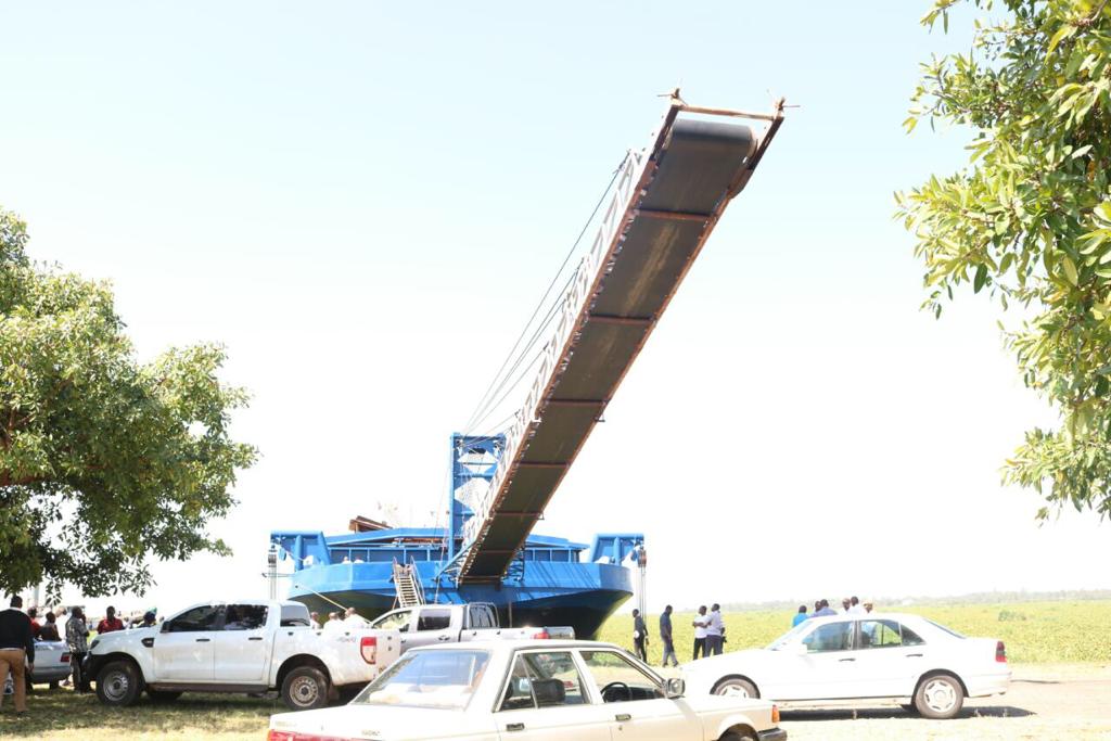 SpiritOfKisumu's tweet photo. The 70 meter long dredging ship has finally reached Kisumu harbour to eradicate water hyacinth from the lake and improve maritime activities.Tomorrow Hon. @RailaOdinga  will officiate  the commencement of the removal of the weed from the lake.
#SpiritOfKisumu https://t.co/snNMBiMR8z