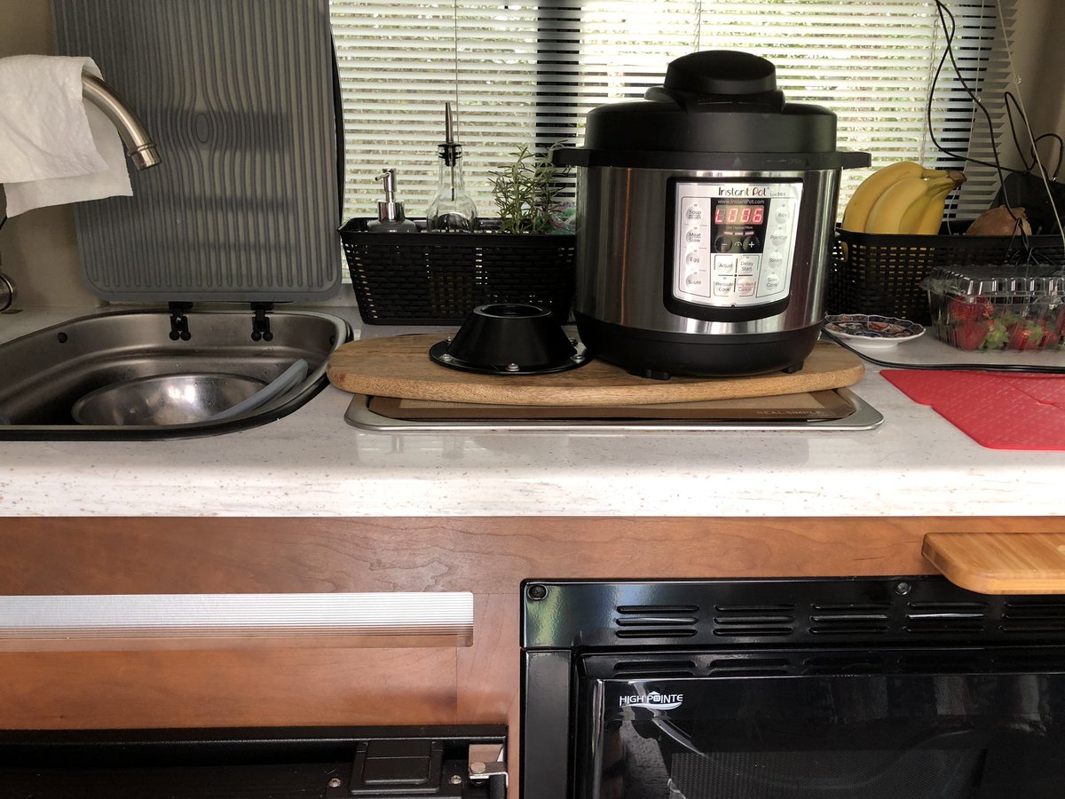 Chilly day here in Lithia Springs FL. Perfect for cooking a turkey in my Instant Pot.  #delicious #florida #Vanlife #winnebago
