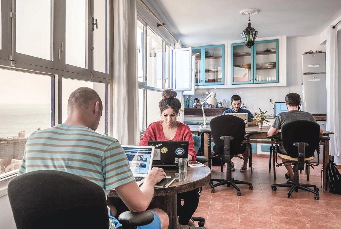 Coworking Visa Map (@coworkingmap) on Twitter photo Join a community of like-minded people! The <a href="/SunDeskMorocco/">SunDesk Coworking</a> is on the second and third floor of the building, and offers amazing ocean view from all desks. Join a community of like-minded people! The <a href="/SunDeskMorocco/">SunDesk Coworking</a> is on the second and third floor of the building, and offers amazing ocean view from all desks.