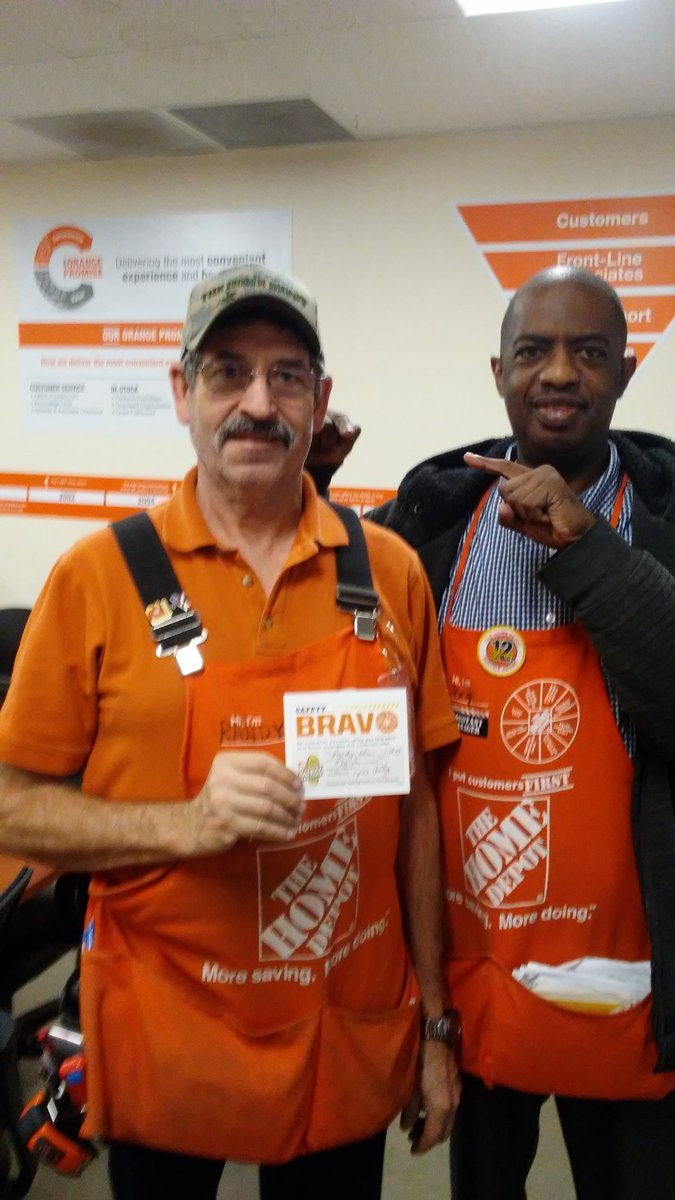 roydsummers's tweet photo. Celebrating Randy who leads us daily in our morning warm ups.@beasonpam @muratucur @LewisHom @stephen16579691 @JmHD0552 https://t.co/up7t85p3Wx