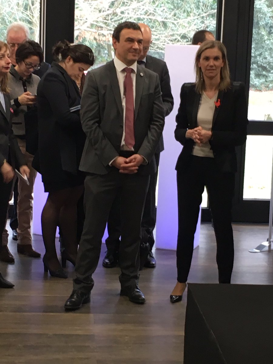 alaure_aurelle's tweet photo. @VidalFrederique annonce 18 lauréats labellisés apporteurs d’affaires French Tech Seed. 👉@SATTSaclay et son consortium de 9 partenaires parmi les lauréats !! @Polytechnique @WAI_BNPP @AgroParisTech @HECParis @InstitutOptique @centralesupelec @IncubAlliance @Genopole : Bravo !! https://t.co/VXK09blZT5