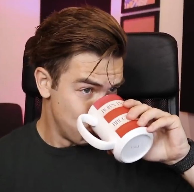 Me going to <a href="/iamthmpsn/">THMPSN</a> page after @codyko told me not to...