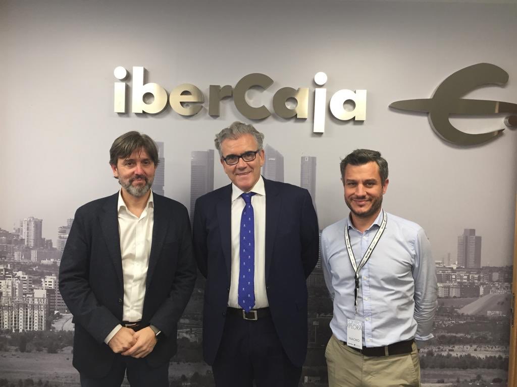 mdpblue's tweet photo. #ApdTalkExperiencia Muy interesante compartir y aprender con @APDasociacion @nacho_torre @AlcaideJC sobre #CustomerExperience https://t.co/gRBJC1FqY5