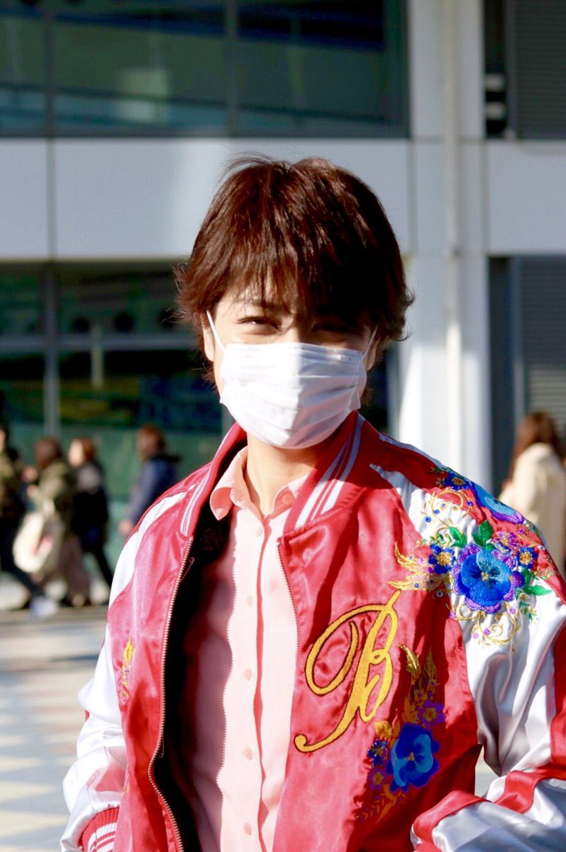 311ARASHIC's tweet photo. 嵐5×20 京セラドーム

1/12 道明寺コス
1/13 Come Back 潤コス

続々写真が届いて感激💜
会ってくれた方に感謝💜
もうみんなに会いたい💜

#会場でこんなやつ見かけた人RT
#OMEウケる https://t.co/H2af5ieD1C