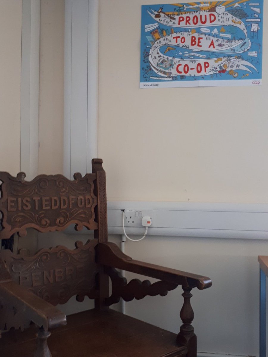 icBlackwood's tweet photo. #proudtobeacoop #falchifodynwydweithredol @CooperativesUK #Blackwood #CoedDuon https://t.co/37x8aKaXyh