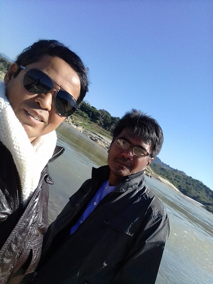ကို​ေဇာ္​၀င္​းတို႔နဲ႔အတူ