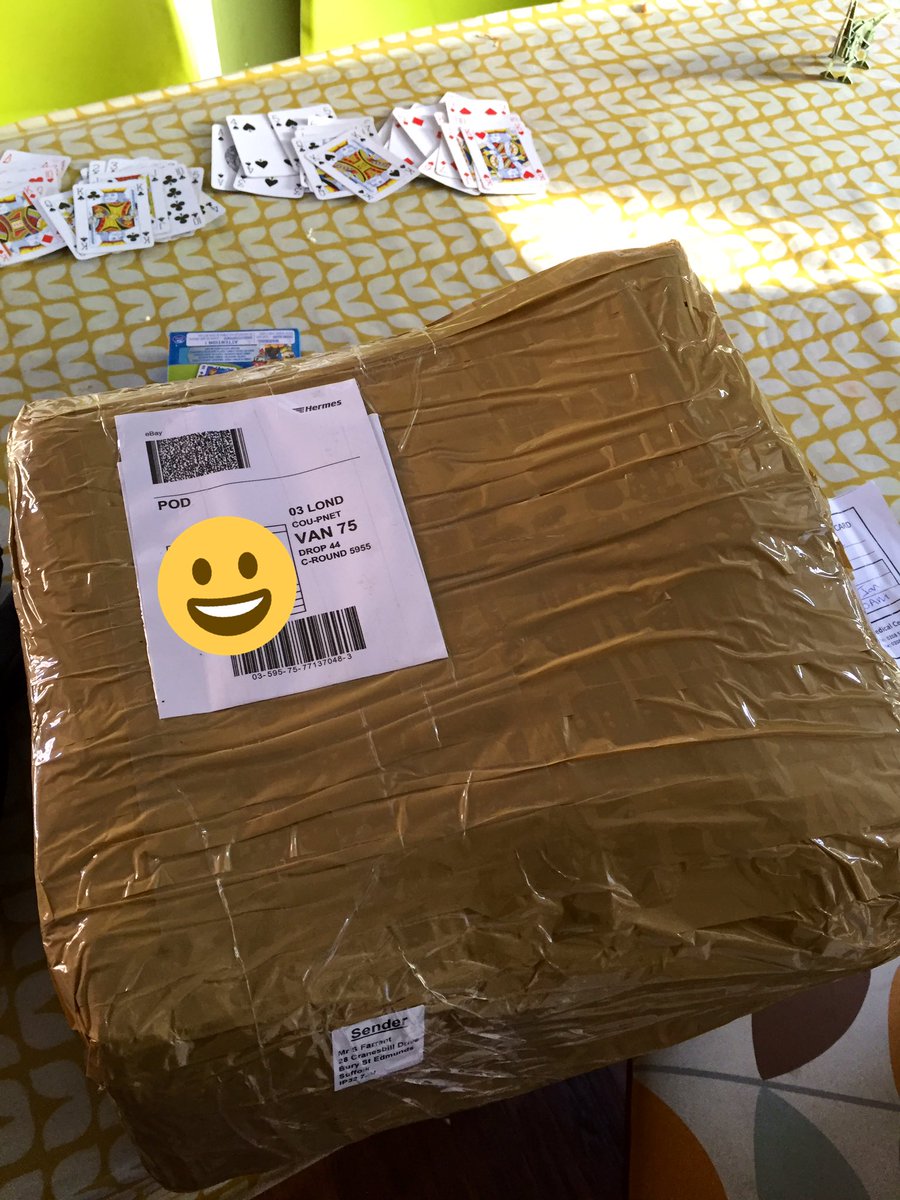 hippobearmakes's tweet photo. I got a parcel in the post! #newtoy. Exciting times! Well as long as it is what I think 🤔 it is and my better half has been shopping 😂 https://t.co/EIJJuheH5Z