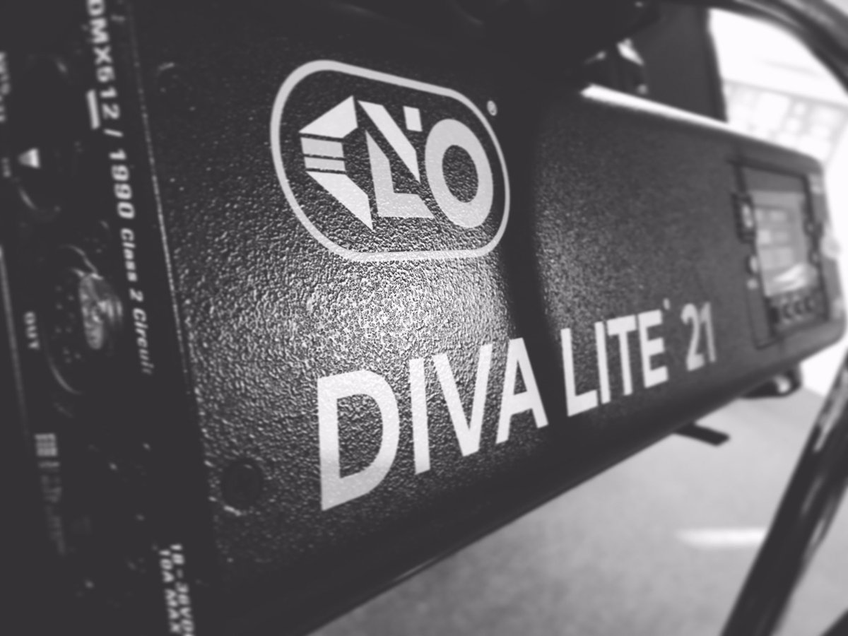 kinoflo's tweet photo. .@lukeb1978 "Loving my new @kinoflo Diva-Lite" #divalite #lighting #cameraman #kinoflo #kinoflodivaliteled https://t.co/CHIplNo84B