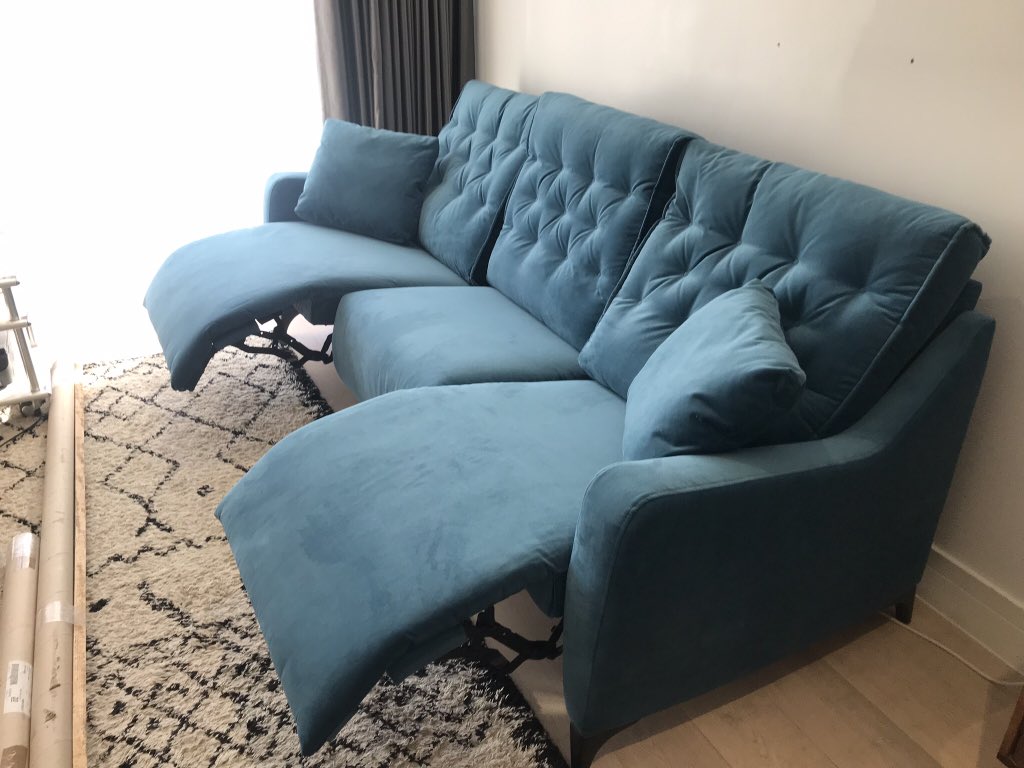 sofafred's tweet photo. Today’s delivery done. 3 reclining seat sofa for a family cinema room in easy clean velvet. #stylishsofa #reclinersofa #homecinemaseating https://t.co/gdP7ZIKFoD