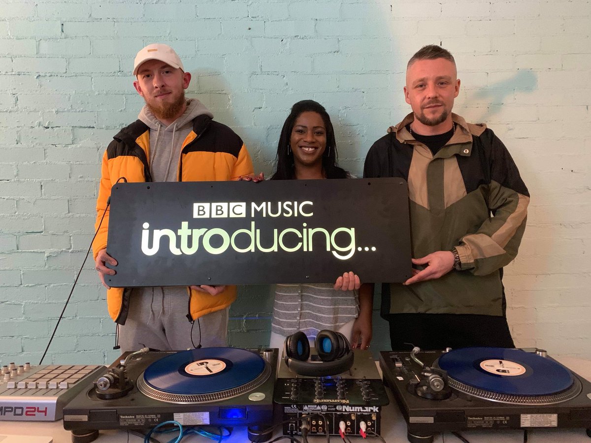 Missed yesterday’s live guests with <a href="/Themiddlefloor/">THE CALLING EP NOW AVAILABLE IN ALL STORES!!!</a> and Cherise Phillips? No problem

Listen back here bbc.co.uk/sounds/play/p0…

For all your hip hop needs and exclusive local tracks off the uploader ft <a href="/renoandrome/">RENO & ROME</a> <a href="/egyptianblueinc/">EGYPTIAN BLUE</a> <a href="/SARXUK1/">SAR</a> <a href="/Swimsuitcomp/">Swimsuit Competition</a> and more