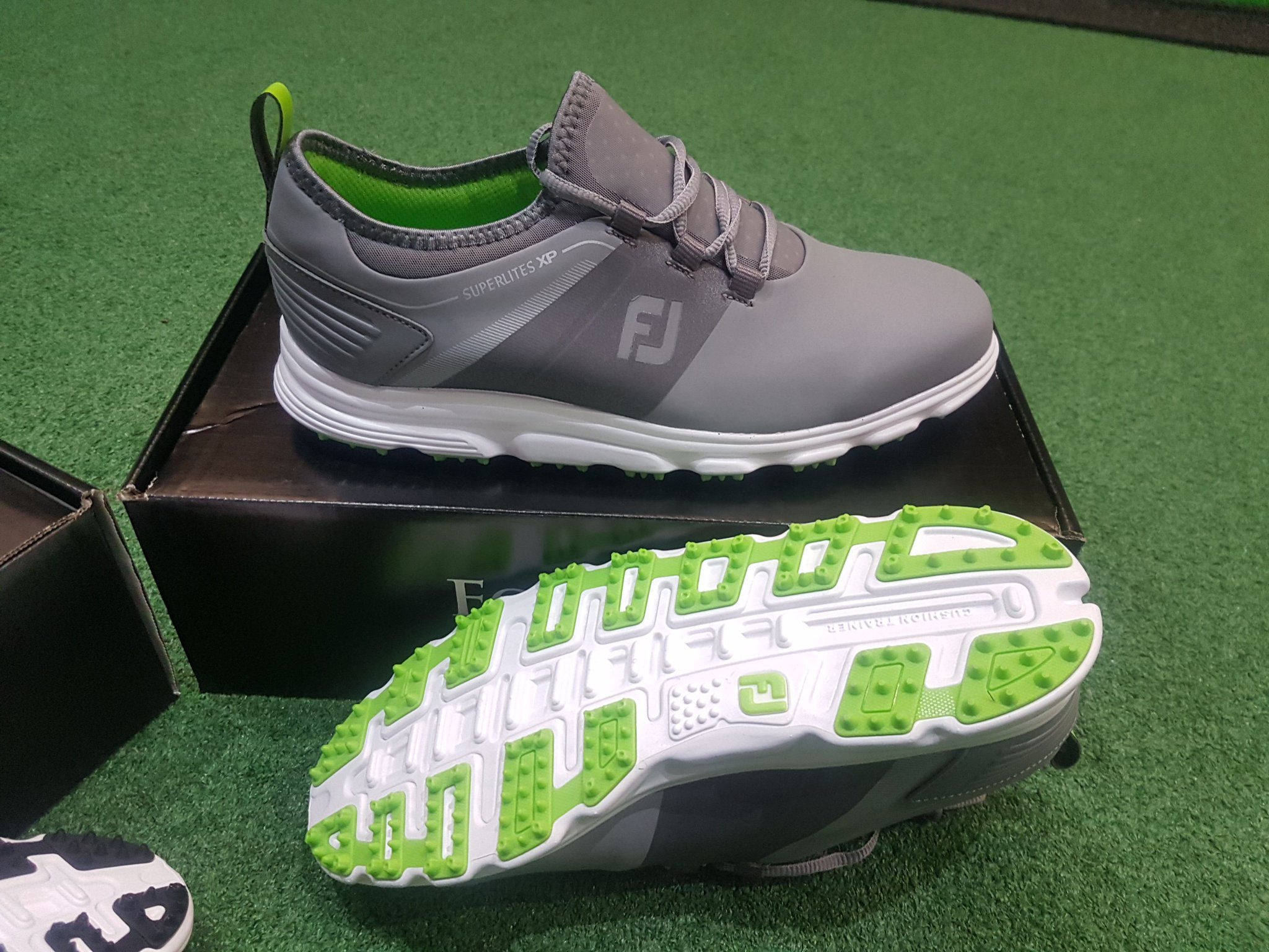 footjoy ultralite golf shoes