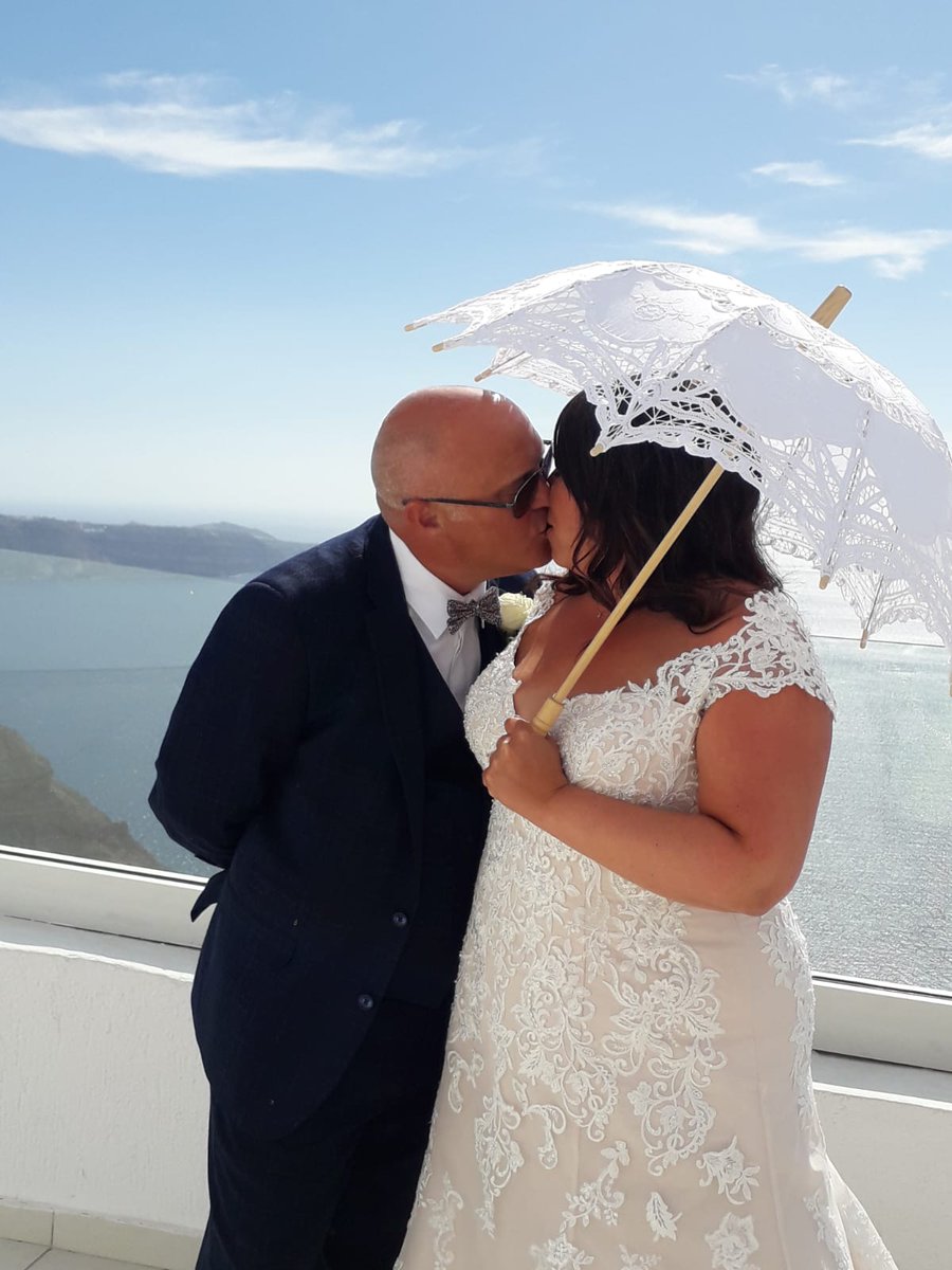 PLANETWEDDINGS's tweet photo. Check out a magical May wedding on the sensational Greek island of #Santorini 
https://t.co/nYbLyR9HOe
#wedingreece
#weddingsabroad 
#weddinghour https://t.co/U0K2yqh7SZ