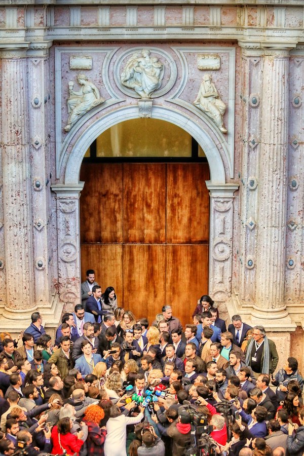 Cuando está a punto de salir el tramo de Cruz de guía...