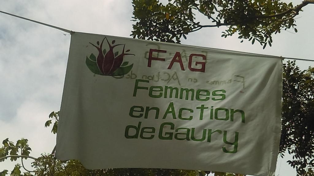 Ayiti vinn rive you tan men m gouvernement pa vle tande vwa pèp ankò kouman ou ta vle pou you groupman fanm andeyò mandé madan you prezidan soutyen pou defann yo nan you problème dlo potab yo pa jwenn pa gen moun ki di yo you mo sa tris anpil