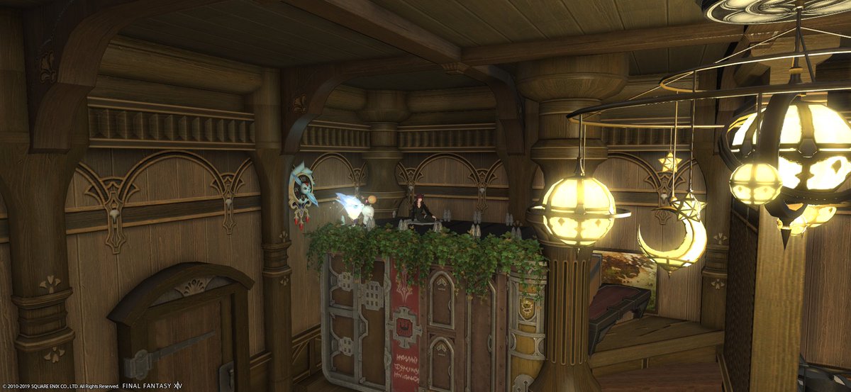 March_ff14's tweet photo. ふと。初めて作ったハウスを、今再構築したらどうなるか…という事でやってみた。

最初は蒼天編実装前後ぐらいかなぁ。土地がなくてFCハウスの個室ハウス。どこかのアパートにありそうな2LDK(ロフト有り)物件をイメージしました。拘りはロフトに上がる螺旋階段…家具色々置いて高さ調整した記憶が… https://t.co/sPmB3IrF35