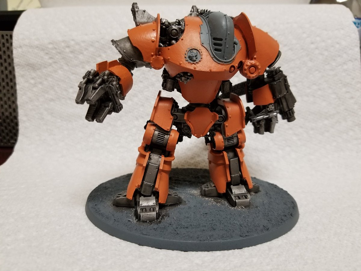 BluegrassGamers's tweet photo. Up next on the paint table a mighty Thanatar!! Finally got all of the silver based, washed, and a quick drybrush. First orange base coat is down also. #gamesworkshop #warhammer40k #horusheresy #mechanicum #thanatar #paintingwarhammer #paintingforgeworld #warhammer30k #ryza https://t.co/fjvR2scGzY