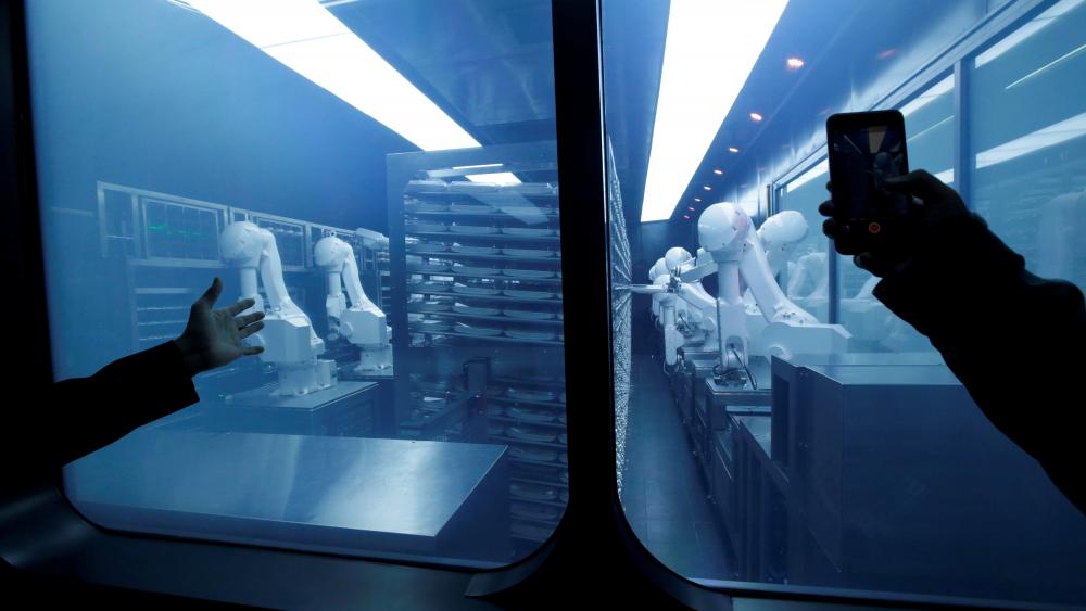 A New Architecture for the Fourth Industrial Revolution - @ForeignAffairs piece by Klaus Schwab #wef19 #globalization4 #4IR
https://wef.ch/2TTRkLT