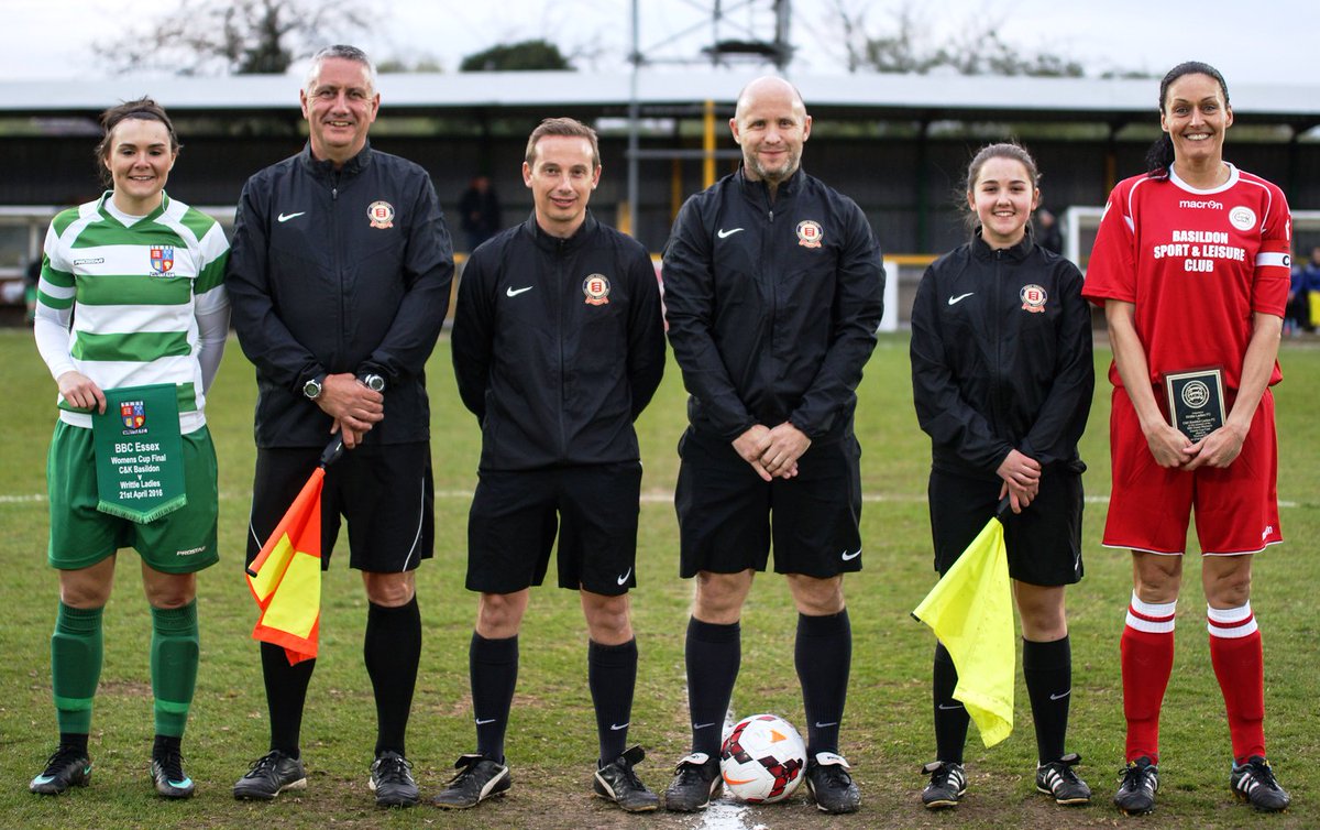 Congratulations to all the match officials who've just been informed they'll be officiating at an #Essex County FA Cup Final in 2018/19! Well done for all your hard work! For the full list, head over to Facebook: facebook.com/EssexFootball/…