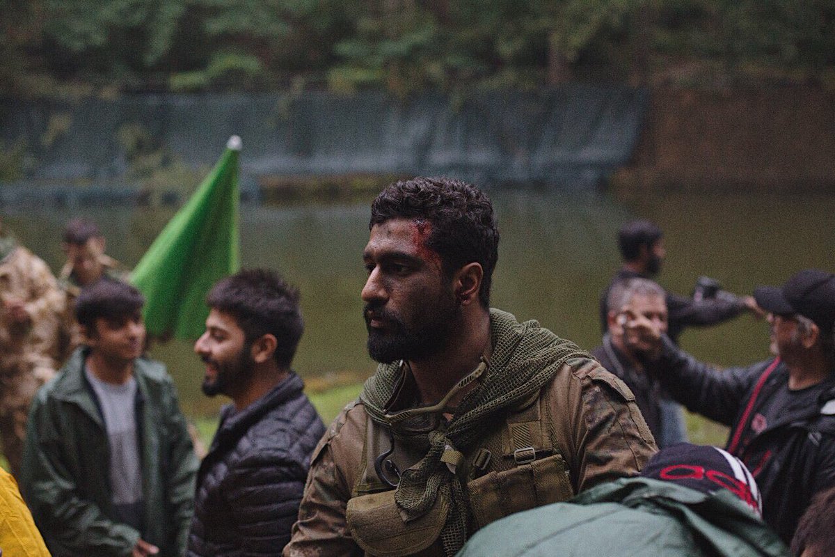 vickykaushal09's tweet image. On set, in the middle of all the chaos came these small silent moments where we’d space out and feel “kuch toh sahi ho raha hai”... thank You for validating those moments with your generous shower of love! 😊🙏