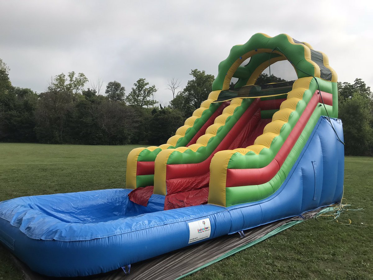 LakeshoreParty's tweet photo. Don’t let this cold weather get you down. Waterslide season is just around the corner.  Book a waterslide or bouncy castle now for your spring or summer party.  We have a couple new inflatables arriving soon as well! 🎉🎉🎉 #lakeshore #party #rentals #waterslide #bounce #castle https://t.co/m1K3y2zbvH