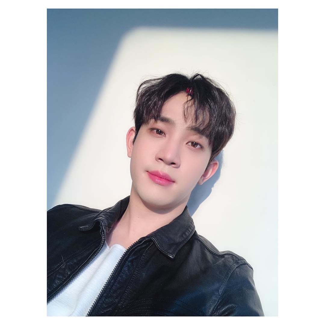 TheRoseTr_0803's tweet photo. [190116] Instagram Güncellemesi| DoJoon (2/3)

BlackRose'ları düşünüyorum~ https://t.co/L3hjafvtCg