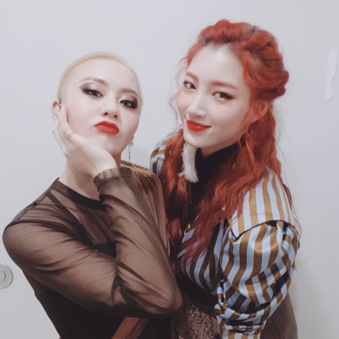 hub170209's tweet photo. #Hyosun | TRANS 

" ....
Also (I want to thank) to our assistant director who took care of our "Finale" acticities. The general manager. Daye onnie. Dawson onnie. In-ae onnie.
My company-family, all the staff member, thank you ❤"

#효선 #루이 #에츄비 #피날레 #HUB https://t.co/GCBulv7sxh