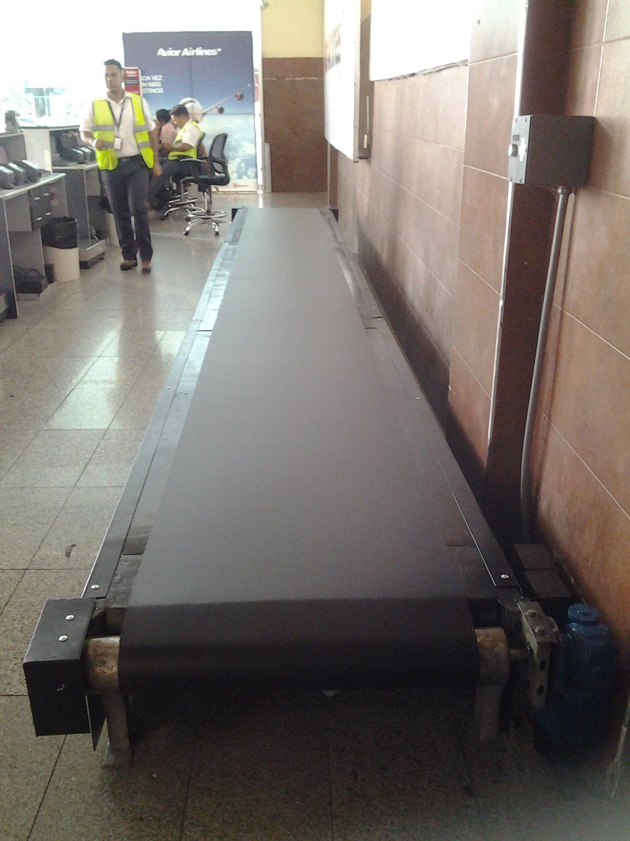 baer_ve's tweet photo. #GestiónBaer #NuevaGestión #NuevosProyectos Se instaló correa lineal de equipaje facturado ubicada en el counter de @AviorAirlines en el aeropuerto "G/D José Antonio Anzoátegui" @Aeropuertobna #FortalecimientoDelServicio https://t.co/mvIX2KZt4n