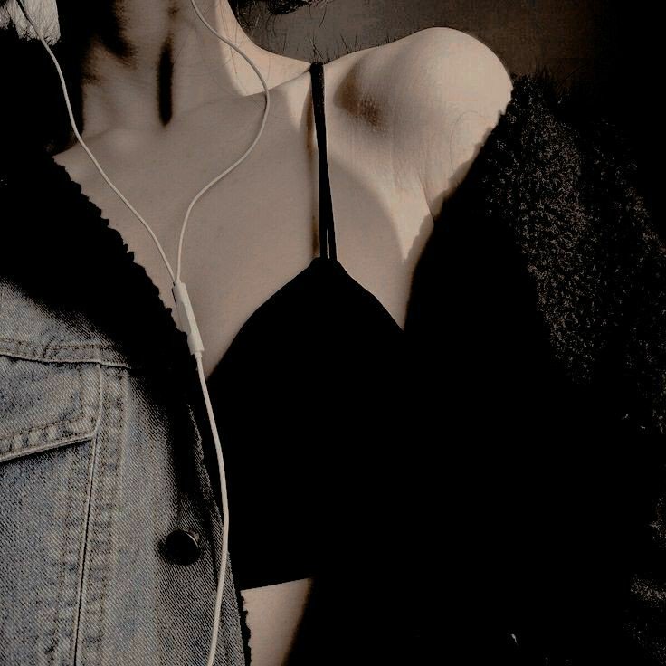 ⋮ 🌹Iᴛᴀʟɪᴀɴ ᴘᴀɴᴄᴀᴋᴇ.
⋮ 🌹Vᴇᴛᴇʀɪɴᴀʀɪᴀ.
⋮ 🌹Fᴇᴍɪɴɪsᴛ
⋮ 🌹Aᴍɪɢᴀʙʟᴇ ᴘᴇʀᴏ ᴛᴀᴍʙɪᴇ́ɴ ʀᴜᴅᴀ.
⋮ 🌹﹙Sᴇʟᴇᴄᴛɪᴠᴀ﹚ Bᴜᴇɴᴀ ᴏʀᴛᴏɢʀᴀғɪ́ᴀ ʏ ᴄᴏᴍᴏ ᴍɪ́ɴɪᴍᴏ ʀᴏʟ ᴍᴇᴅɪᴏ.
⋮ 🌹Nᴏᴛ ɴᴇᴡ ɪɴ ʀᴘ.
⋮ 🌹#freerol #sexrol

— ¿𝑹𝑻?
— Mg = Dm ♡