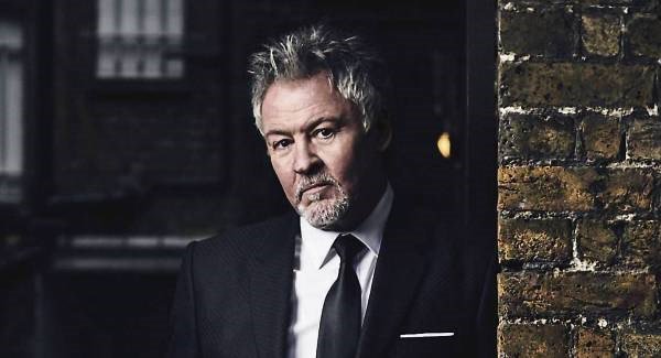 Wishing the 80s superstar & icon, Paul Young a very HAPPY BIRTHDAY today! 