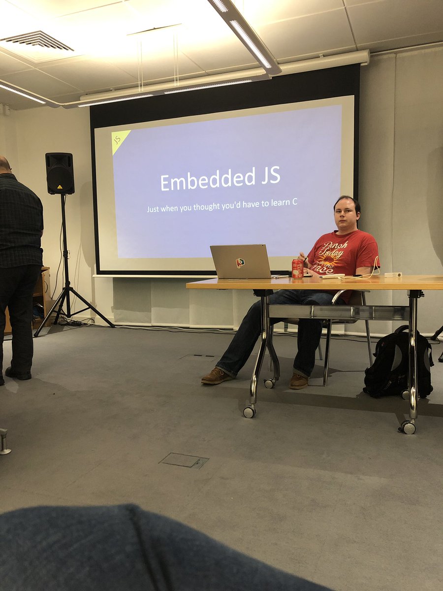 mattpowerdev's tweet image. Ready for Dave’s first tech talk #LeicesterJS