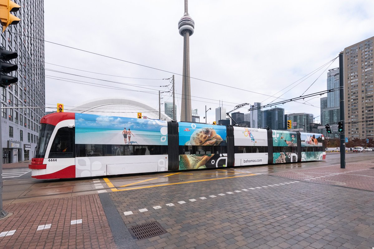 pattisonoutdoor's tweet photo. #TBT to this stunning Bahama’s Tourism campaign. Bringing back the summer vibes on this cold winter’s day.
#ThrowbackThursday #Bahamas #VacationTime #SummerVibes #Path2Purchase #TransitOOH https://t.co/2jBb2AEvkE
