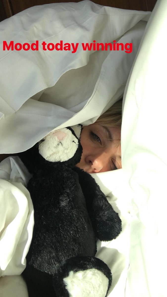 MØ ∞ (@MOMOMOYOUTH) on Twitter photo 17/01/2019 20:12:57 😴😴😴😴 😴😴😴😴