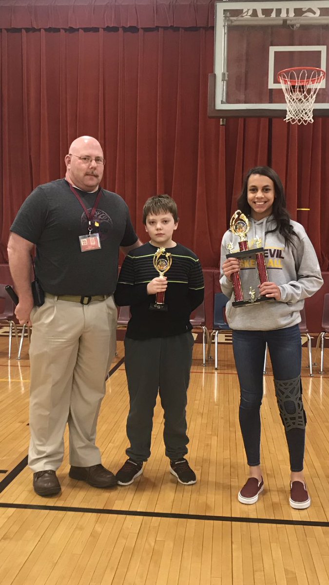 buckdevilcat's tweet photo. RMS Spelling Bee champion Shaelyn Steele and 1st runner-up Peter Haugen!  #smartypants#RDN https://t.co/feM0UStHRX