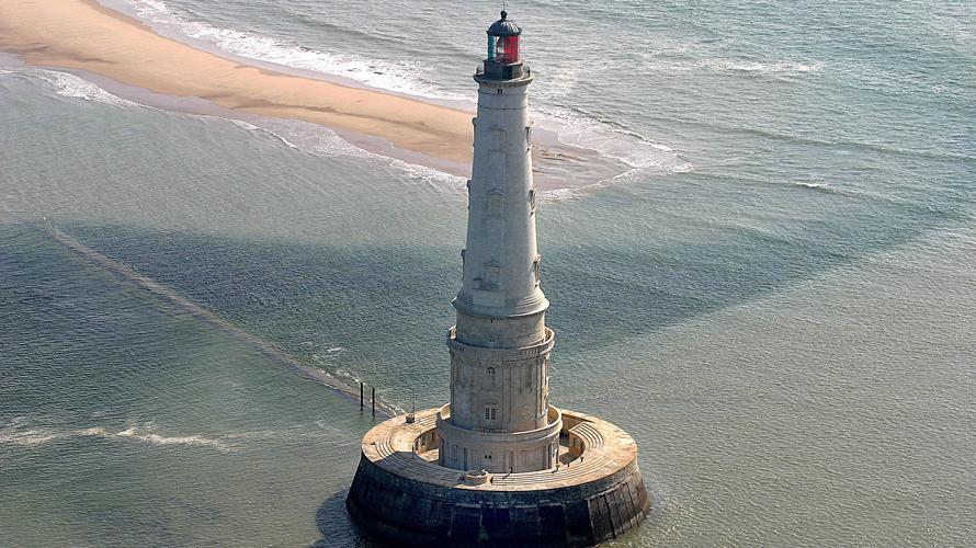 departement17's tweet image. #UNESCORDOUAN Dernière ligne droite pour soutenir la candidature du Phare de #Cordouan au Patrimoine mondial de l’UNESCO 👉 bit.ly/2DZh1GX  

+ d'infos bit.ly/2FMijHf