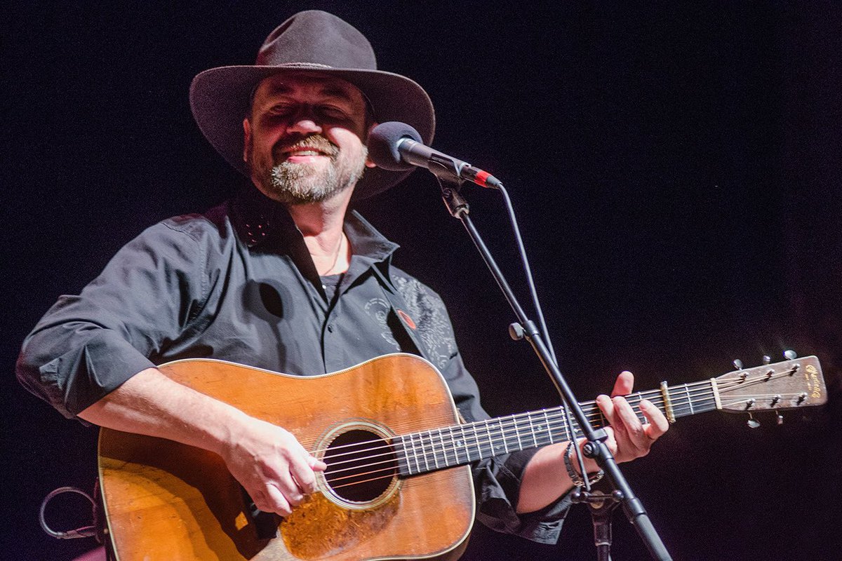 tyminskimusic's tweet image. My NPR @MountainStage is set to re-air tomorrow! Check your local listings for the schedule and don’t miss it! mountainstage.org/radio/Pages/Ra…