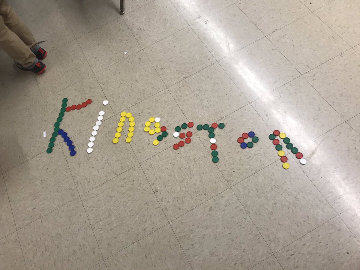 kinder_cain's tweet photo. I love when my kiddos have play time and do something cool like this! The kids were impressed with Kingston! @SPARK_STEM https://t.co/oi6m3A8jte