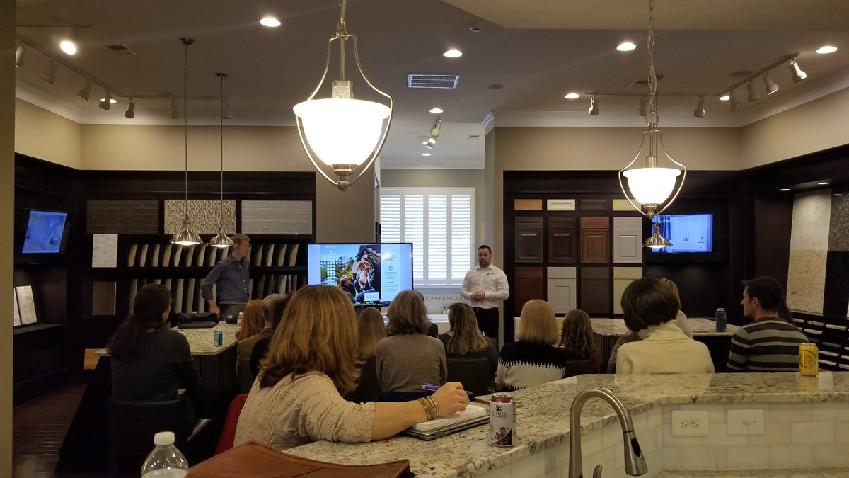 CvilleValue's tweet image. @ValucentricLLC is presenting with @gregslateragent @SigoraSolar about solar, green home certs and high-performance homes.  #greenaddsgreen