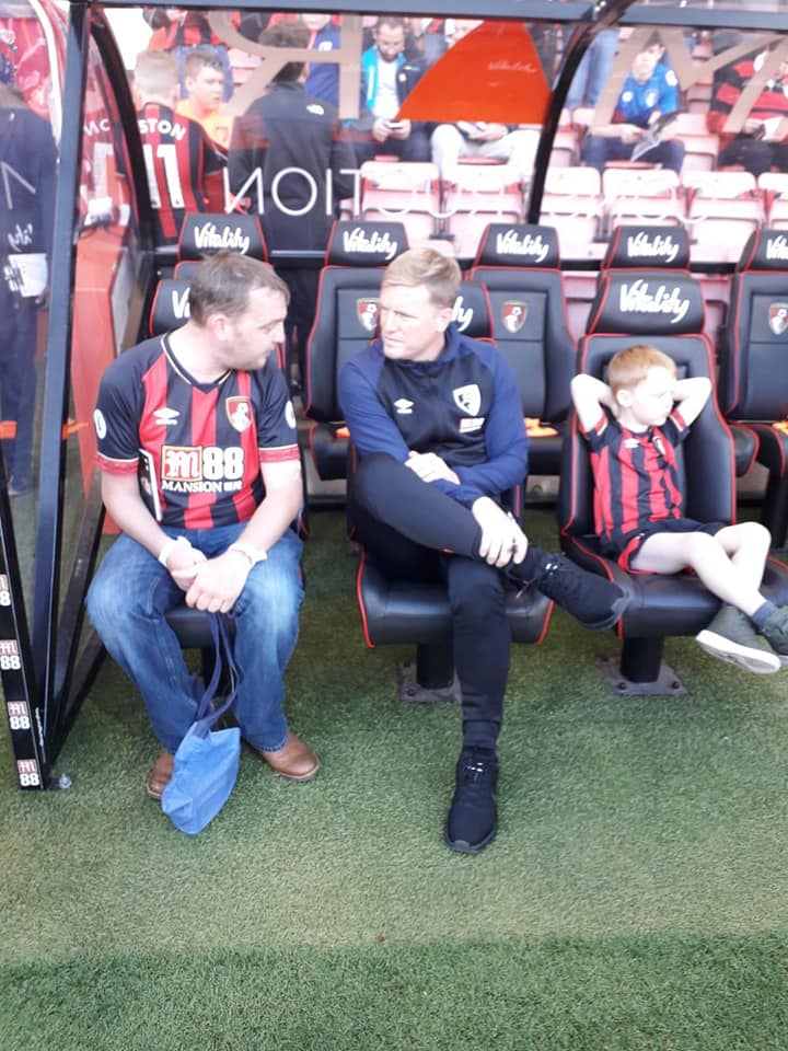 hbosbaz's tweet photo. @robafcb Pls RT: Jamie Bird sadly passed away this week, he was only 31. He loved football and was a huge life long Cherries fan. It would be a very fitting tribute to him to receive a minutes applause in the 31st minute of the cherries next home game  v West Ham https://t.co/yWDz1dmAwb