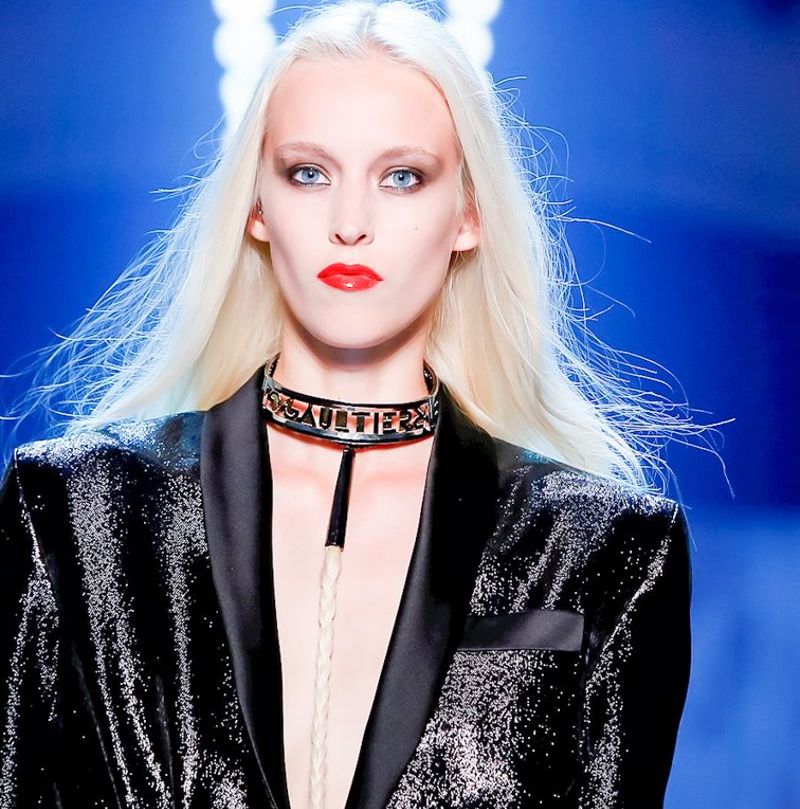 Rogue_Couture's tweet photo. Bring the sass to this usually feminine item! https://t.co/rVmtJJLqEf | @JPGaultier @nowfashion

#BloggersTribe #BloggingGals #InfluencerRT @GRLPOWRCHAT @BBlogRT @USBloggerRT @PLBChat @bliss_bloggers https://t.co/zG3mIOrTo4