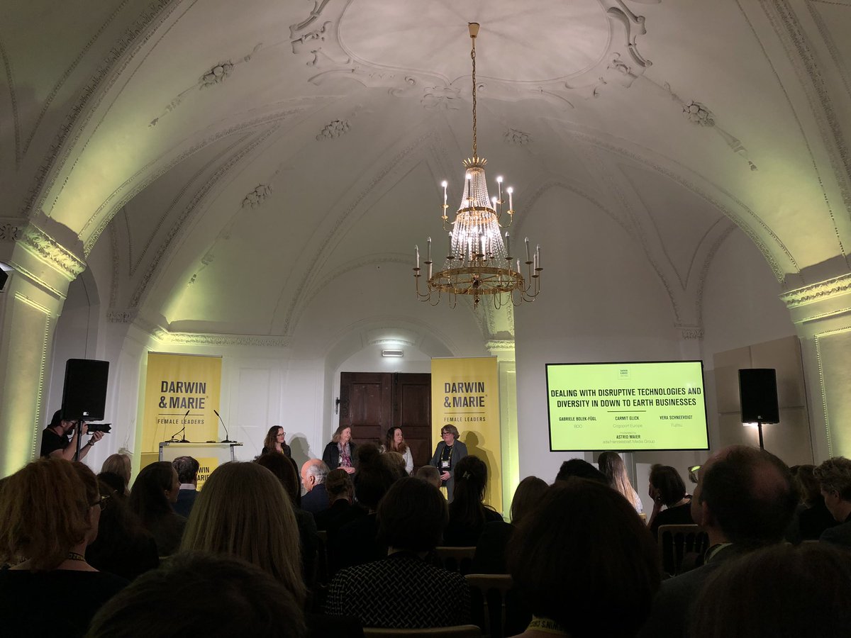 More women on stage - less bullshit! #quoteoftheday bei #DarwinMarie #FemaleLeaders <a href="/DarwinsCircle/">DARWIN'S CIRCLE</a> Danke für die Einladung und den spannenden Nachmittag!