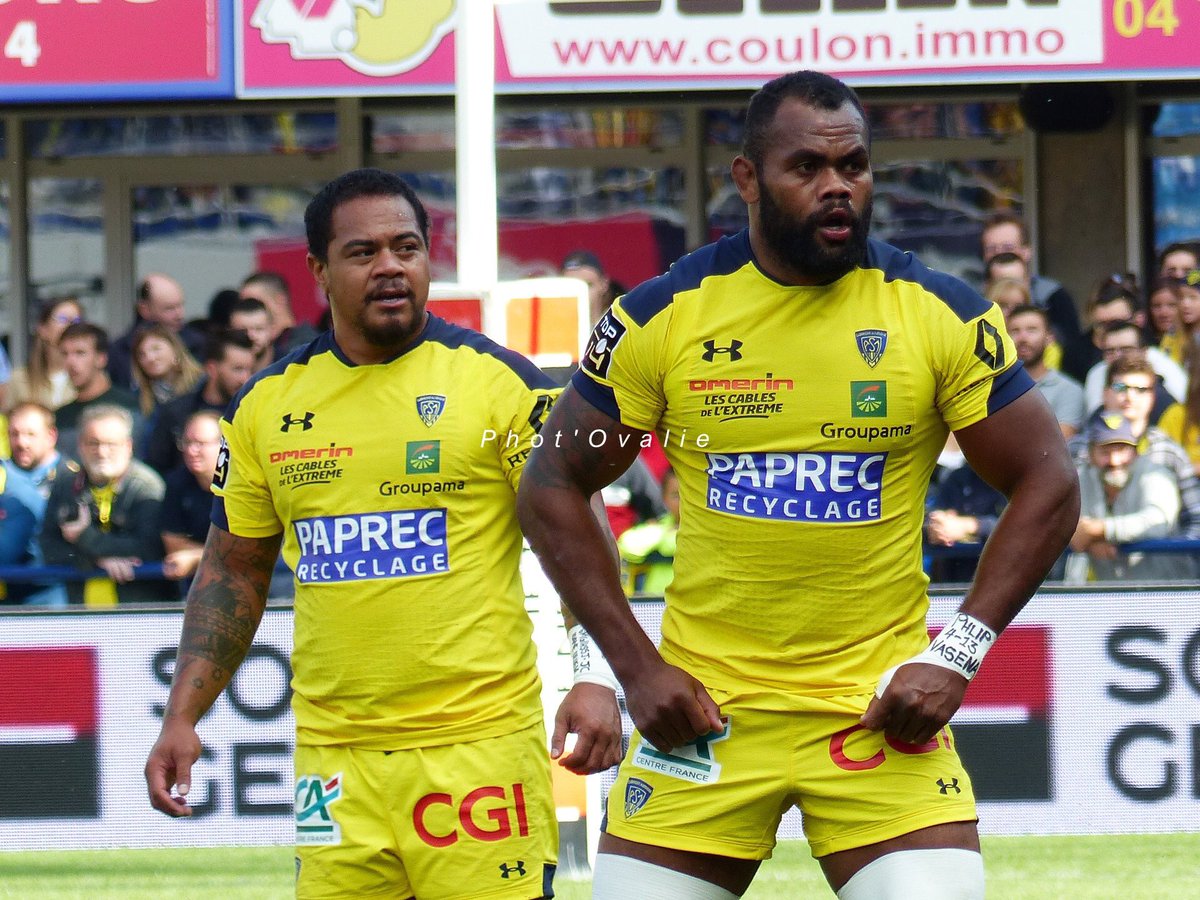 PhotOvalie's tweet photo. Joyeux anniversaire @LugieJ et @peceli_yato ! 🥳 https://t.co/z3QUi1n8hP