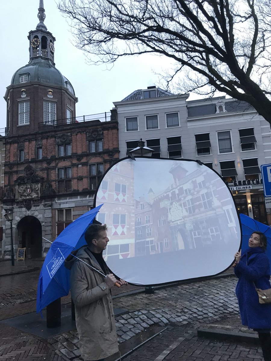 pietsleeking's tweet photo. Bij de presentatie van 5D #Synode400 in t #Groothoofd; de historie van de stad wordt tot leven gebracht. https://t.co/LT7303J0Iu