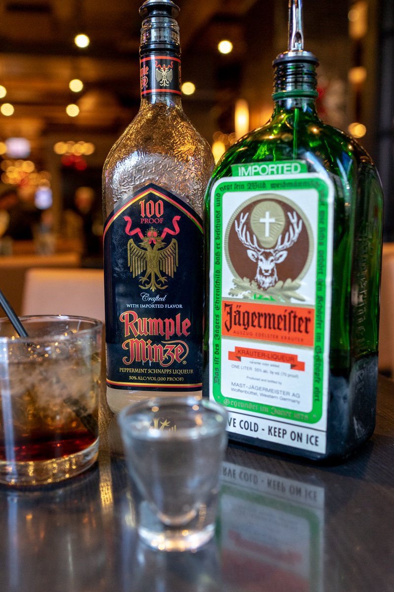 SidebarGrille's tweet photo. We're participating in a little throwback Thursday shenanigans at #SidebarChi today! Come in for $3 Mind Erasers and $3 shots of Rumple Minze, Jรคgermeister, and Goldschlรคger! #TBT ๐๐ผ๐ https://t.co/jzyDmtRfF6