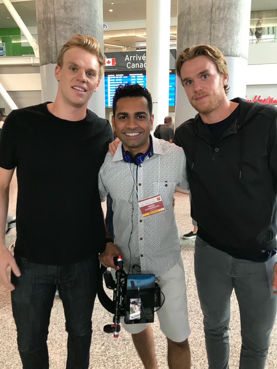 navinramaswaran's tweet photo. #TBT: Last summer when @brucewharper, @MikeDonis and I hung out with the awesome @cmcdavid97 and #CameronMcDavid for a @cibc @TorontoPearson shoot.

View the full spot here: https://t.co/2NjwemljBG

#filmmakerslife #director #shoot #hockey #Oilers

@studiomdpi @UnifiedContent_ https://t.co/O2XqMgUDGm