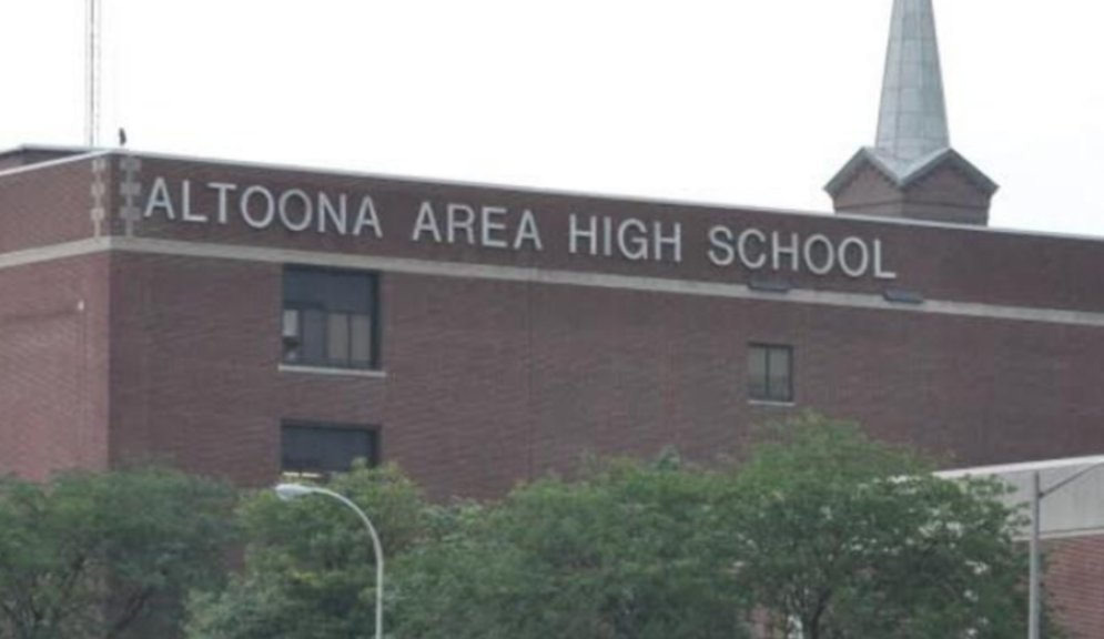 WJACTV's tweet photo. #BREAKING The Altoona Police Department has confirmed to 6 News that there is an ongoing investigation involving a teacher at Altoona Area High School.
https://t.co/UKbC9PBowk https://t.co/xXqtC7UxHS