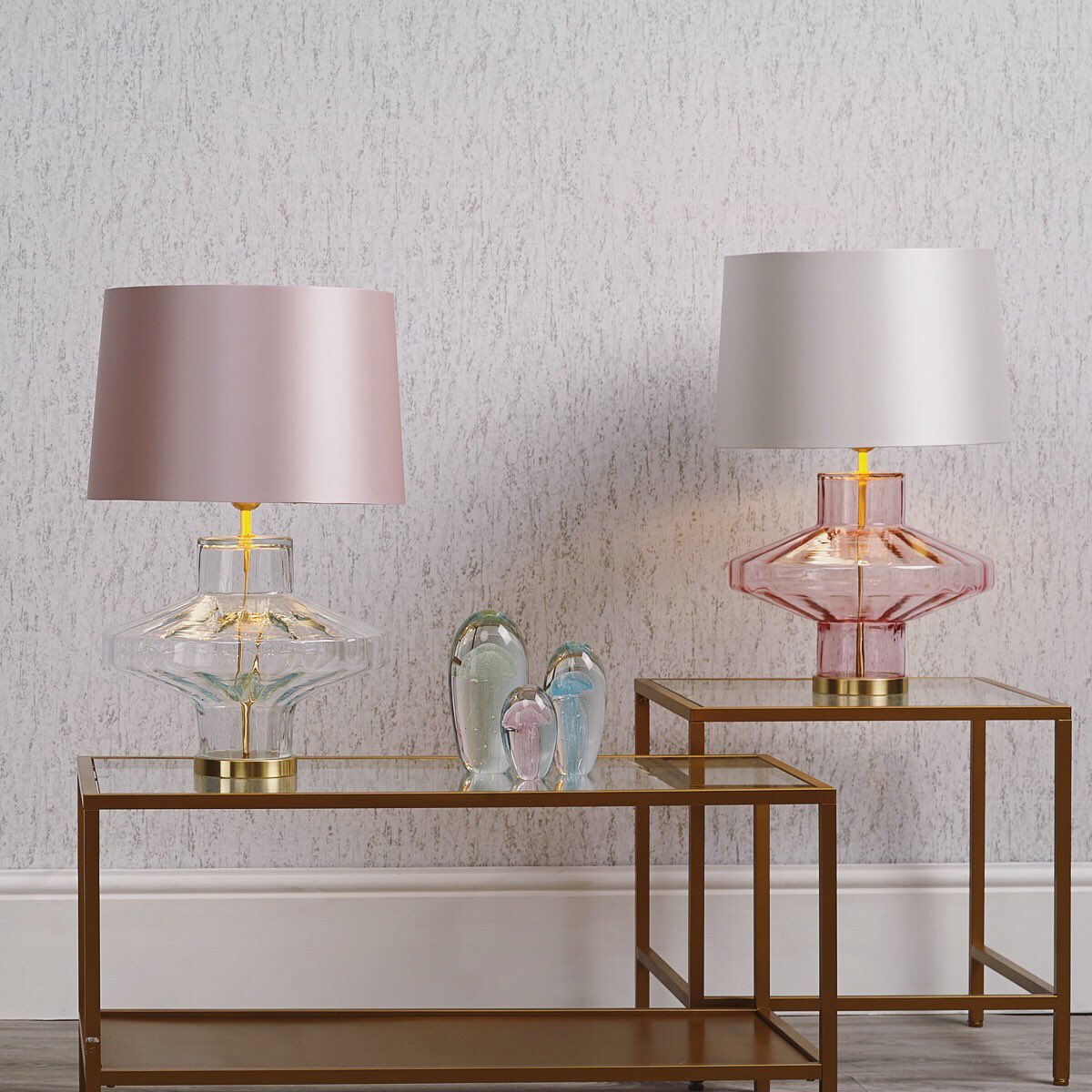 DavidHuntLights's tweet photo. Introducing VIENNA, an elegant table lamp featuring Rosebud Pink or Contemporary Clear mouth-blown glass.

Illustrating the visual identity of our Alchemist Collection; VIENNA evokes the spirit of travel and exploration.

#interiordesign 

https://t.co/jjoMdV6n6L https://t.co/AQovUjF4TM