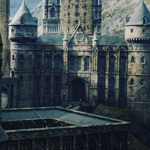 A lo largo de la tarde, contaremos con la presencia de dos youtubers que harán directo en nuestro servidor. 

-EkkoAndroid 2.0

-CHUCKEYLASITUACIÓN

HABRÁ EVENTO TAMBIÉN.
¡No te lo pierdas! 

#HarryPotter #Hogwarts #ComunidadFenix #Slytherin #Gryffindor #Hufflepuff #Ravenclaw
