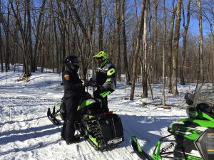 mndnr's tweet image. [News]Successful snowmobile rides start with safety mindset dlvr.it/QwvDhC
