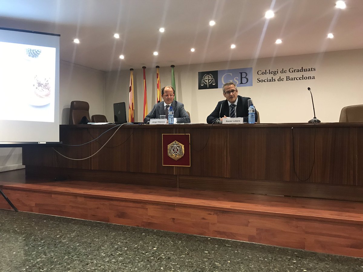 NCardellach's tweet photo. Hoy en la Jornada informativa sobre el RDL 28/2018 impartida por @Asepeyo en el @CGSBARCELONA 
#novedadeslegislativas #Reciclaje https://t.co/1i3uSu58qi
